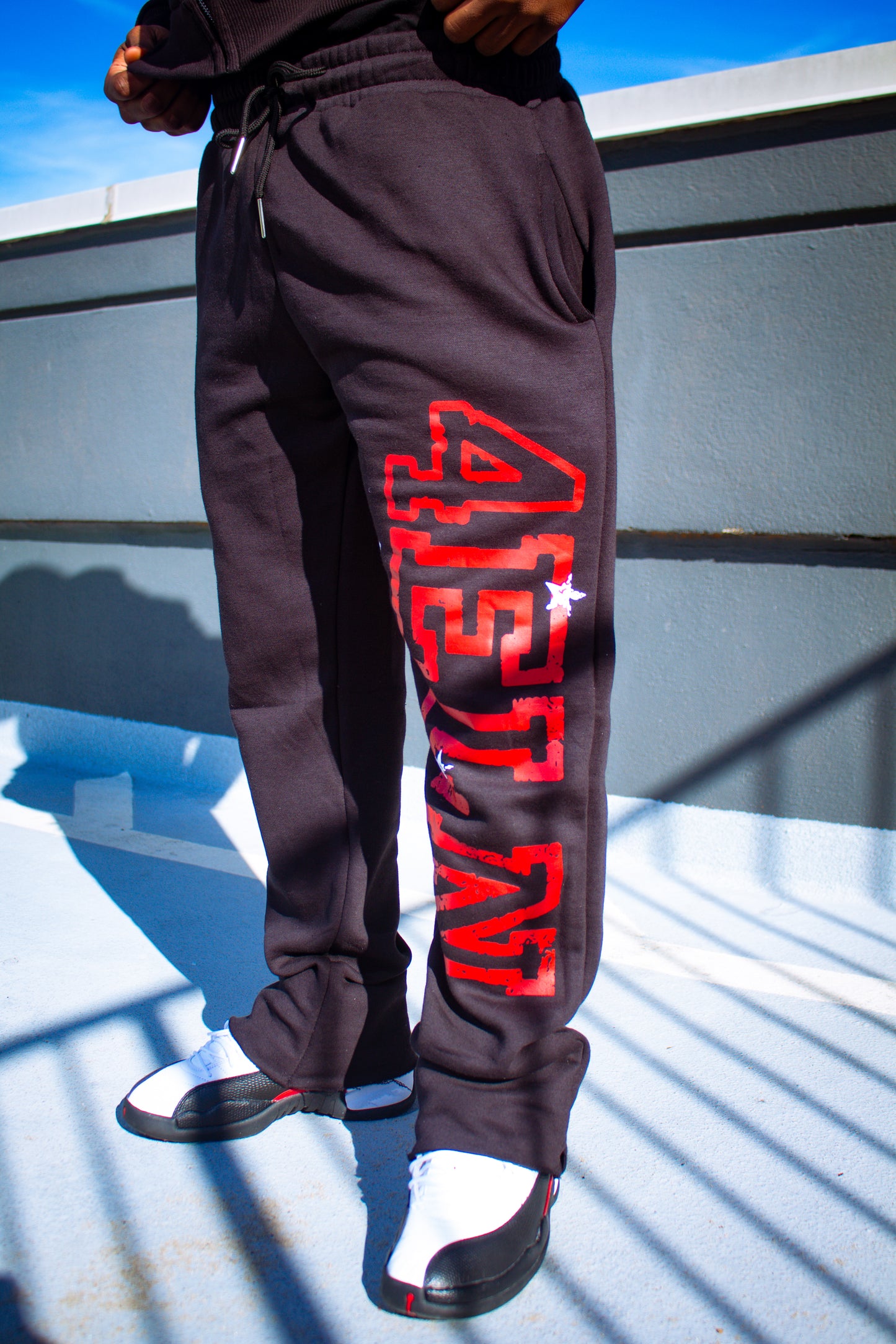 WEALTH KLUB SWEATS